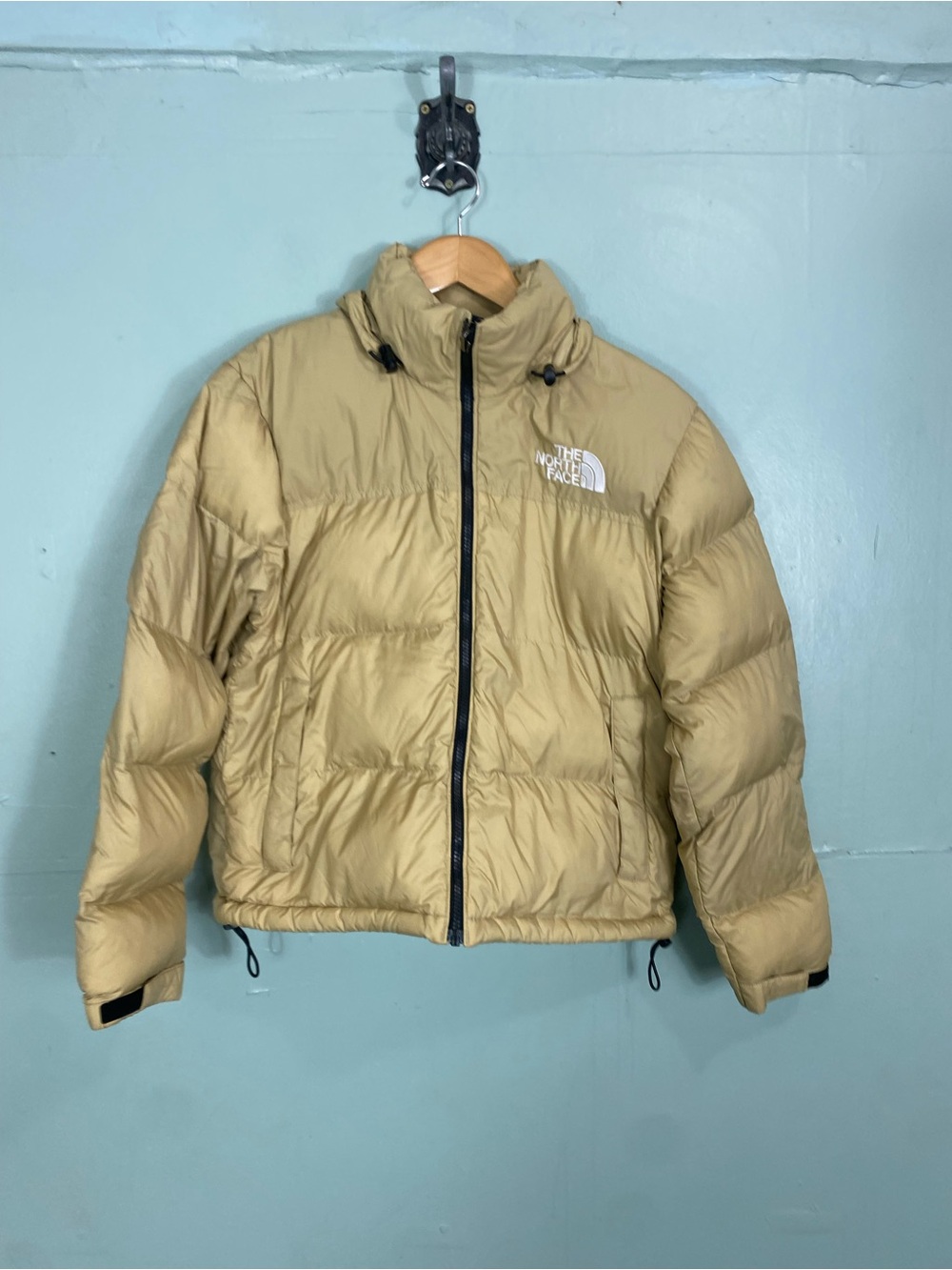 The North Face 700 Puffer Jacket Beige Retro 1996‎ Nuptse Medium Women’s